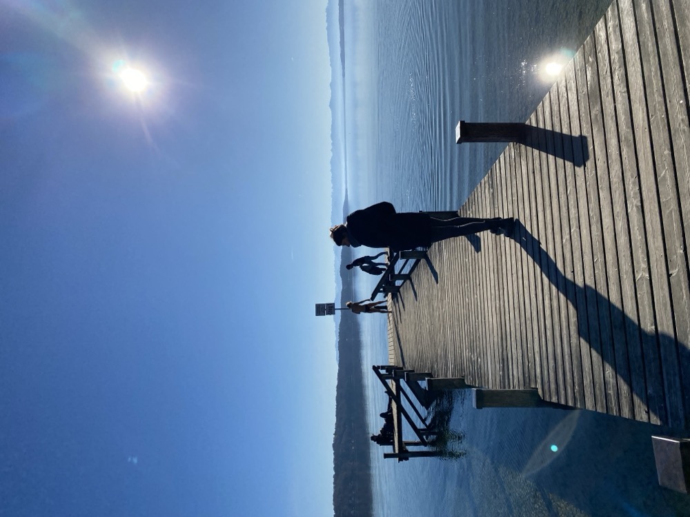 Starnberger See bei Winterruhe mit Alpenpanorama